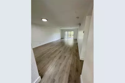 6201 N Falls Cir Dr #212, Lauderhill, FL 33319 - Photo 7
