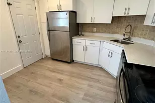 6201 N Falls Cir Dr, Lauderhill, FL 33319 - Photo 9