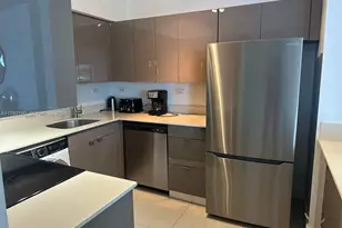 1500 Bay Rd, Miami Beach, FL 33139 - Photo 9