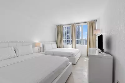 1500 Bay Rd #1528S, Miami Beach, FL 33139 - Photo 9