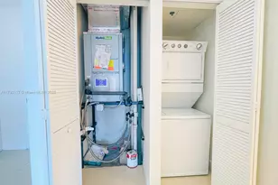 2641 N Flamingo Rd, Sunrise, FL 33323 - Photo 19