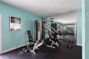 17911 NW 68th Ave, Hialeah, FL 33015 - Photo 31