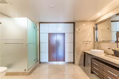 495 Brickell Ave #2801, Miami, FL 33131 - Photo 11