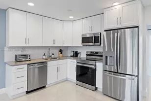 4761 SW 43rd Terrace, Dania Beach, FL 33314 - Photo 7