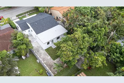 1854 SW 17th St #0, Miami, FL 33145 - Photo 35
