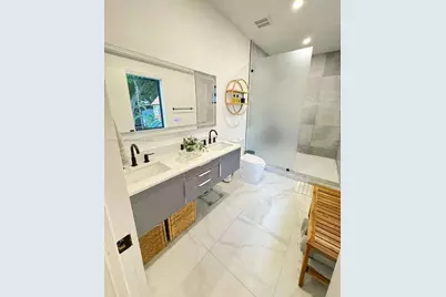 1854 SW 17th St #0, Miami, FL 33145 - Photo 25
