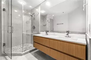 808 Brickell Key Dr, Miami, FL 33131 - Photo 13