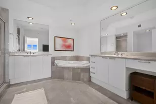 14951 Royal Oaks Ln (Renovated), North Miami, FL 33181 - Photo 7