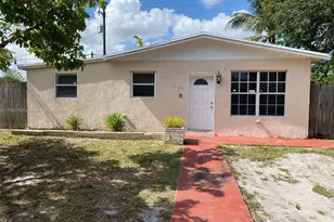 1131 NE 211th St, Miami, FL 33179 - Photo 1