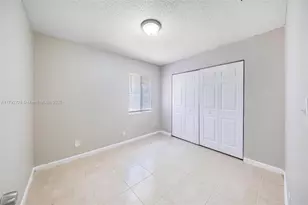 1251 SW 73rd Ave, North Lauderdale, FL 33068 - Photo 5