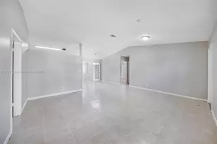 1251 SW 73rd Ave, North Lauderdale, FL 33068 - Photo 17