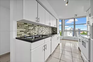 3530 Mystic Pointe Dr, Aventura, FL 33180 - Photo 7