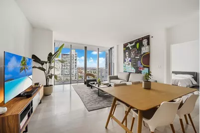 68 SE 6th St #1204, Miami, FL 33131 - Photo 1