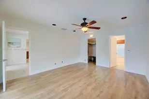 11560 NW 26th St, Plantation, FL 33323 - Photo 15