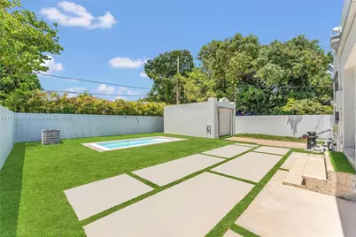 2357 SW 11th Ter, Miami, FL 33135 - Photo 23