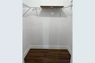 1350 W 53rd St #33, Hialeah, FL 33012 - Photo 5