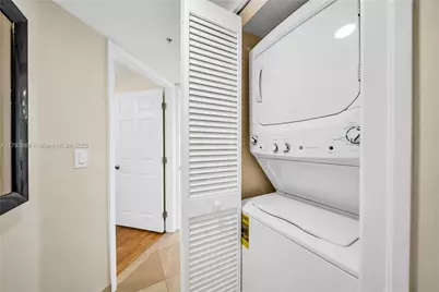 6301 Collins Ave #1708, Miami Beach, FL 33141 - Photo 19