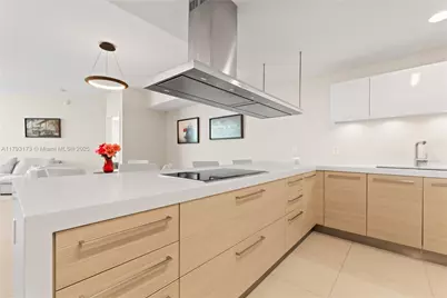 17301 Biscayne Blvd #603, North Miami Beach, FL 33160 - Photo 9