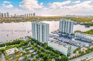 17301 Biscayne Blvd, North Miami Beach, FL 33160 - Photo 23