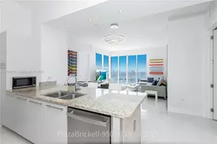 950 Brickell Bay Dr, Miami, FL 33131 - Photo 3