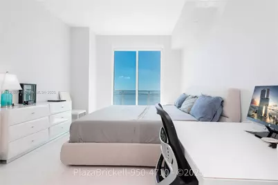 950 Brickell Bay Dr #4710, Miami, FL 33131 - Photo 23