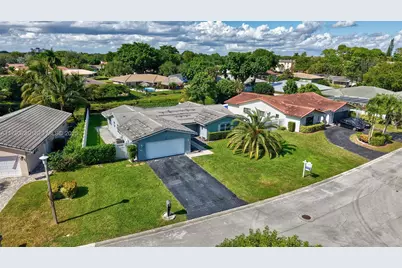 8588 NW 27th Dr, Coral Springs, FL 33065 - Photo 45