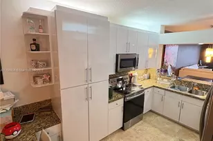 10730 NW 66th St, Doral, FL 33178 - Photo 5