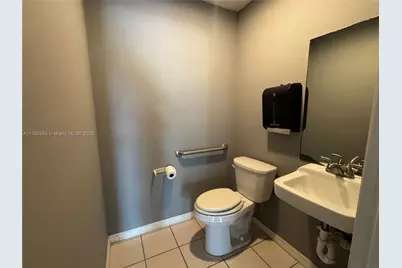 302 SW Tulip Blvd, Port Saint Lucie, FL 34953 - Photo 5