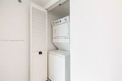 2641 N Flamingo Rd #1205N, Sunrise, FL 33323 - Photo 21