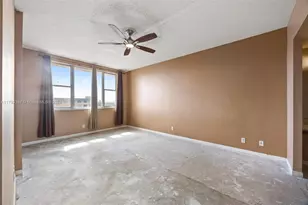 4350 Hillcrest Dr, Hollywood, FL 33021 - Photo 7