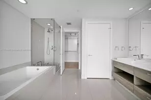 650 NE 32nd St, Miami, FL 33137 - Photo 35