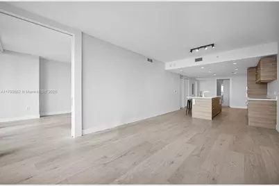 650 NE 32nd St #1004, Miami, FL 33137 - Photo 31