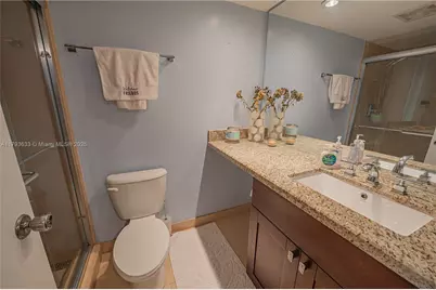 301 174th St #401, Sunny Isles Beach, FL 33160 - Photo 19