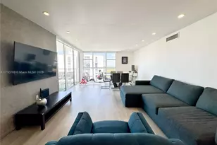 3731 N Country Club Dr, Aventura, FL 33180 - Photo 13