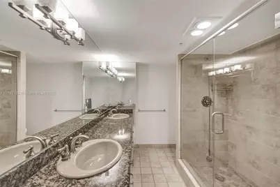 20355 NE 34th Ct #2725, Aventura, FL 33180 - Photo 35