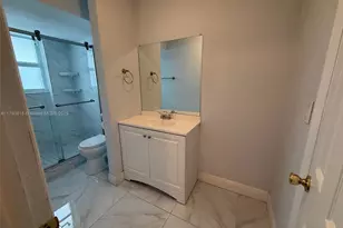 17255 SW 95th Ave, Palmetto Bay, FL 33157 - Photo 11