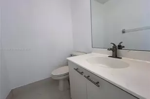 725 NW 156th Ave, Pembroke Pines, FL 33028 - Photo 17