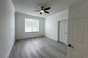 725 NW 156th Ave, Pembroke Pines, FL 33028 - Photo 31