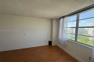 2851 NE 183rd St, Aventura, FL 33160 - Photo 11