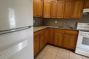 4200 NW 3rd Ct, Plantation, FL 33317 - Photo 5