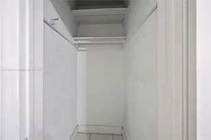 4241 W 1st Ave, Hialeah, FL 33012 - Photo 21