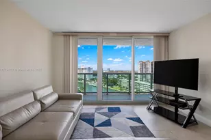 100 Bayview Dr, Sunny Isles Beach, FL 33160 - Photo 5