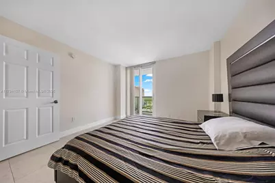 100 Bayview Dr #1403, Sunny Isles Beach, FL 33160 - Photo 21