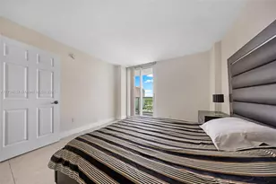 100 Bayview Dr, Sunny Isles Beach, FL 33160 - Photo 21