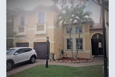 4854 NW 110th Pl, Doral, FL 33178 - Photo 1