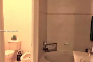 4854 NW 110th Pl, Doral, FL 33178 - Photo 15