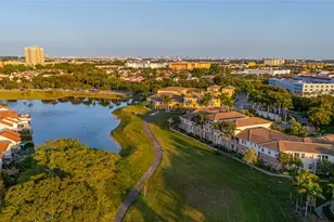 10012 NW 7th St, Miami, FL 33172 - Photo 37