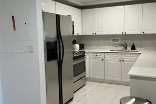 2301 Collins Ave, Miami Beach, FL 33139 - Photo 15