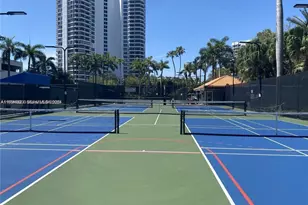 3600 Mystic Pointe Dr, Aventura, FL 33180 - Photo 27