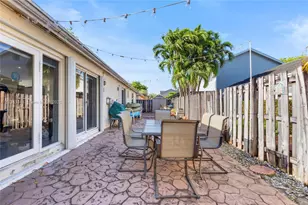 9981 NW 51st Ln, Doral, FL 33178 - Photo 39